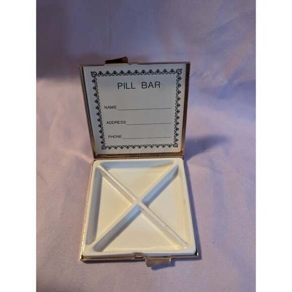 Vintage Square Pill Bar Box With Romantic Victorian Scene Design - Picture 2 of 3